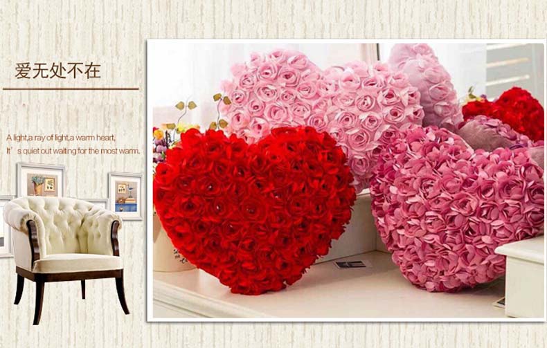 深圳禮至集團，禮至集團情人節(jié)禮品推薦，情人節(jié)禮品方案推薦：玫瑰愛心抱枕